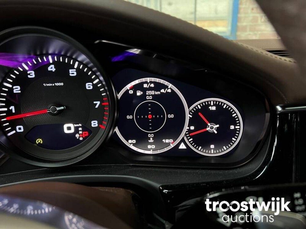 Porsche Panamera 4 3.0 V6 Neu-Modell 330PS 2017 -Orig NL-, RG-227-L