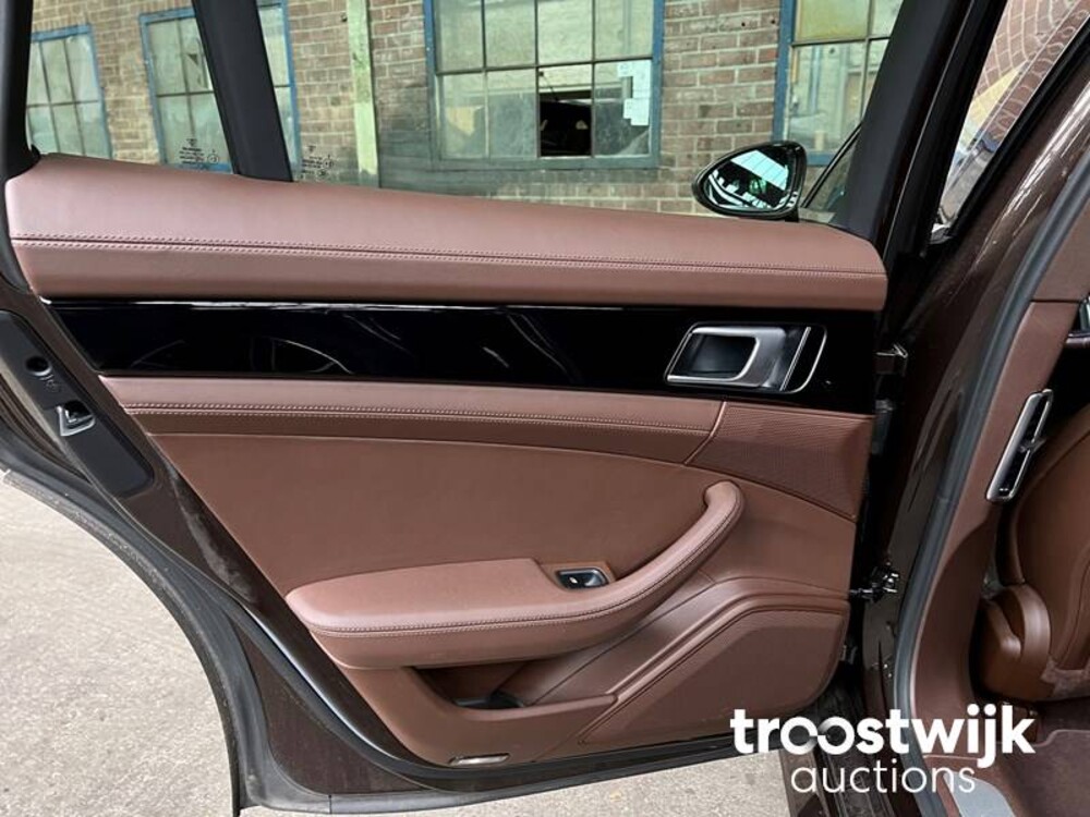 Porsche Panamera 4 3.0 V6 Neu-Modell 330PS 2017 -Orig NL-, RG-227-L