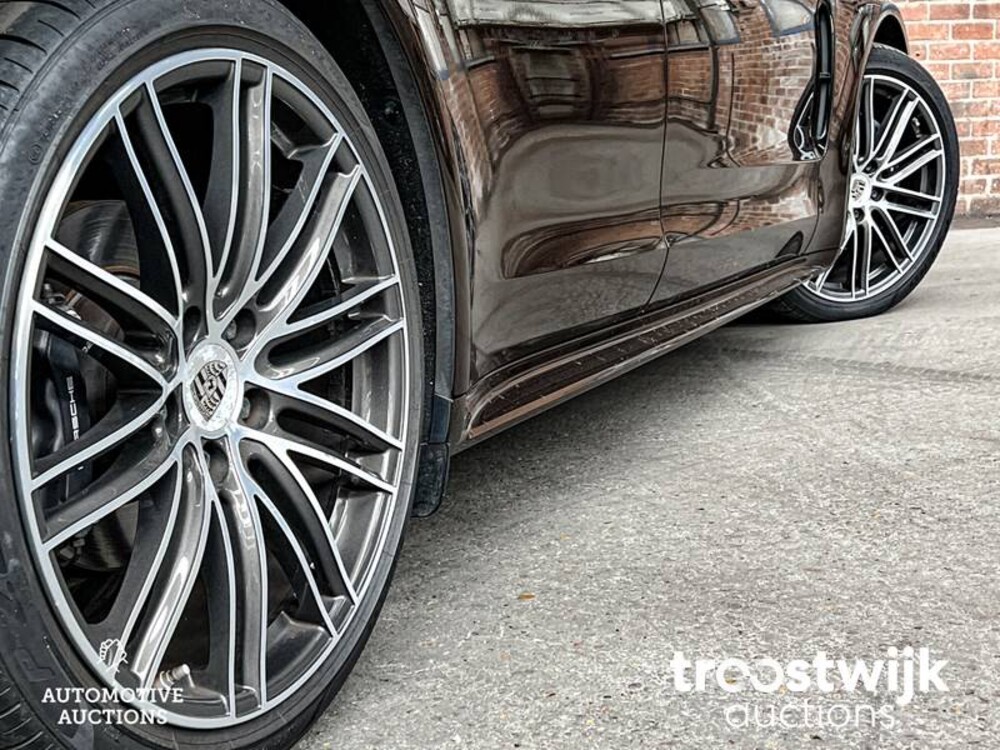 Porsche Panamera 4 3.0 V6 Neu-Modell 330PS 2017 -Orig NL-, RG-227-L