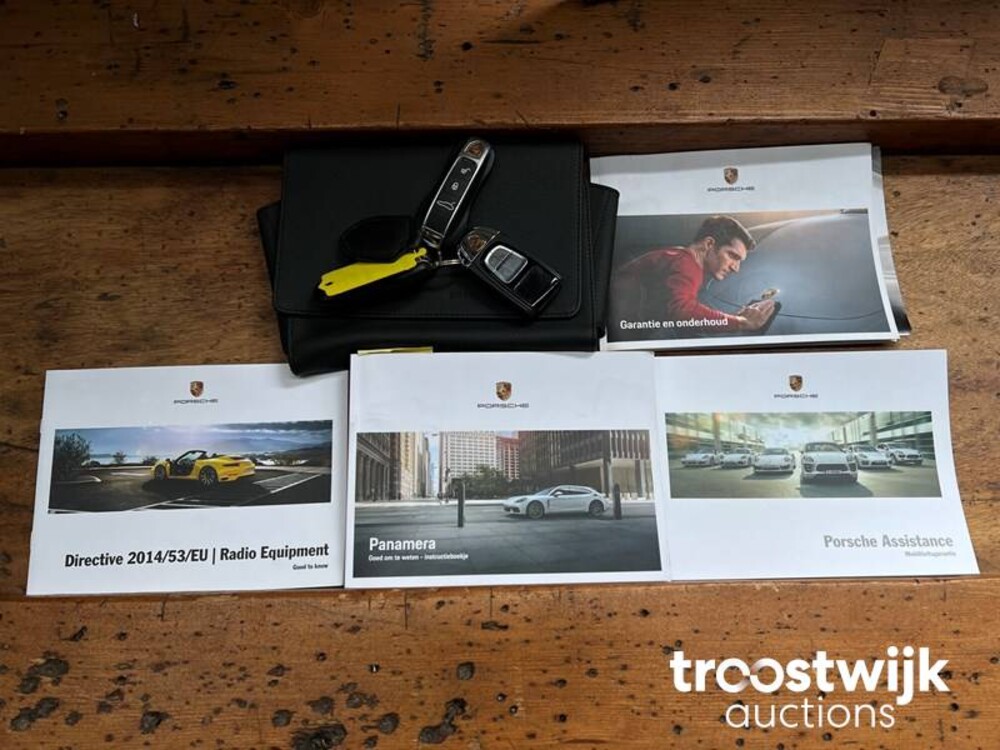 Porsche Panamera 4 3.0 V6 Neu-Modell 330PS 2017 -Orig NL-, RG-227-L