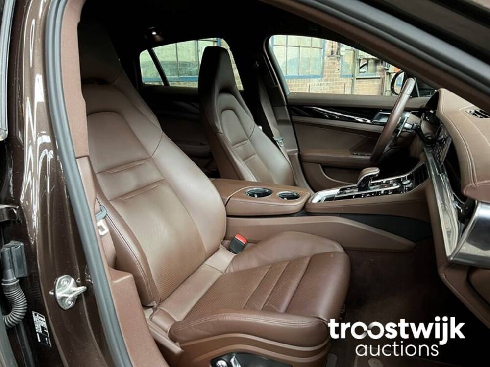 Porsche Panamera 4 3.0 V6 Neu-Modell 330PS 2017 -Orig NL-, RG-227-L