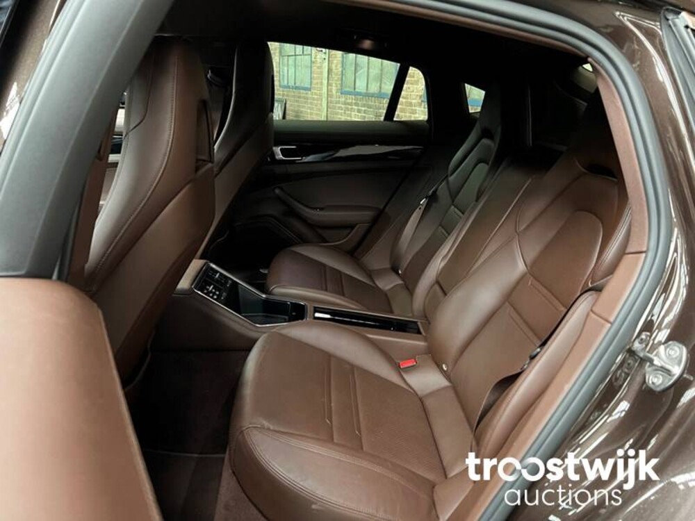 Porsche Panamera 4 3.0 V6 Neu-Modell 330PS 2017 -Orig NL-, RG-227-L