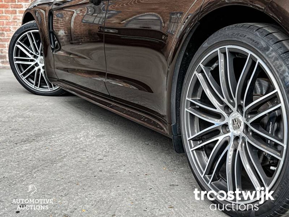 Porsche Panamera 4 3.0 V6 Neu-Modell 330PS 2017 -Orig NL-, RG-227-L