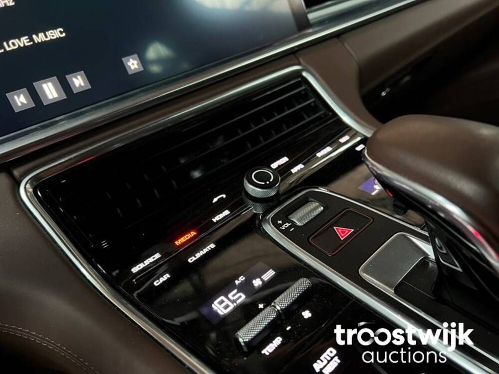 Porsche Panamera 4 3.0 V6 Neu-Modell 330PS 2017 -Orig NL-, RG-227-L