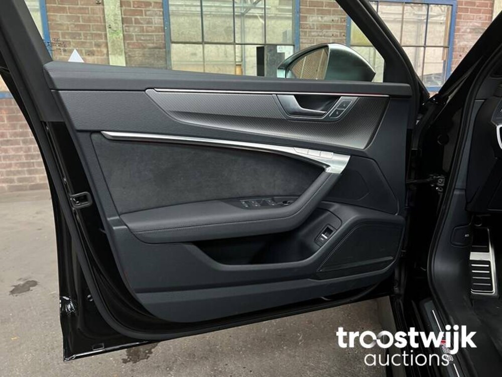 Audi RS6 Avant 4.0 V8 TFSI Quattro 600PS 2021 -Herstellergarantie-, P-540-GL