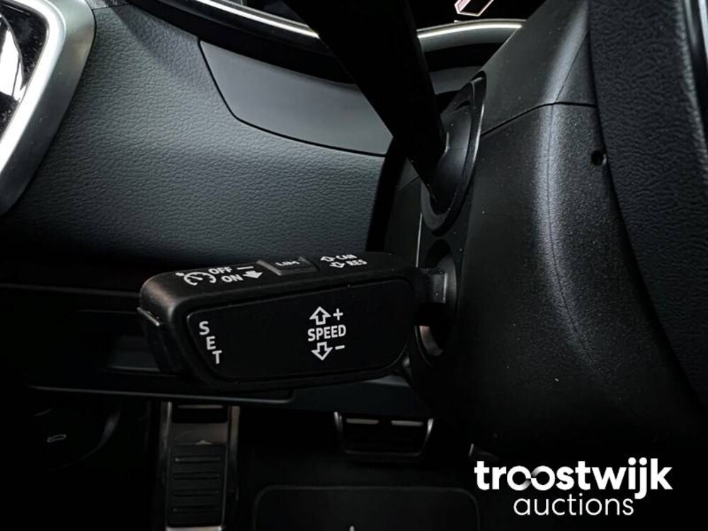 Audi RS6 Avant 4.0 V8 TFSI Quattro 600PS 2021 -Herstellergarantie-, P-540-GL