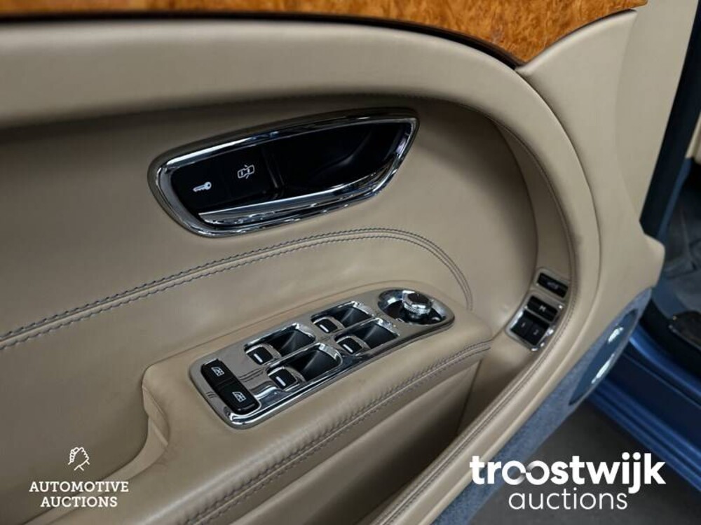 Bentley Mulsanne 6.8 V8 513 PS 2012 NEUES MODELL