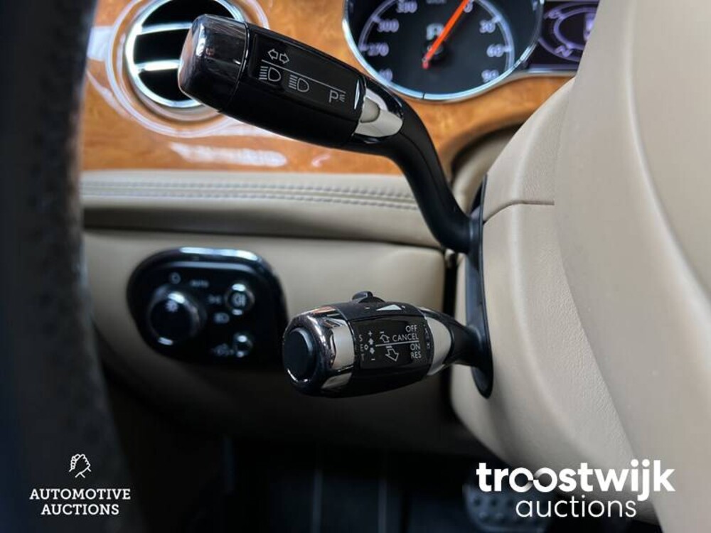 Bentley Mulsanne 6.8 V8 513 PS 2012 NEUES MODELL