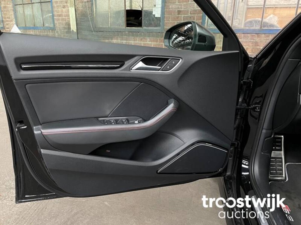 Audi S3 Sportback 2.0 TFSI Quattro Pro Line Plus FACELIFT 301PS 2013, 9-XSG-68