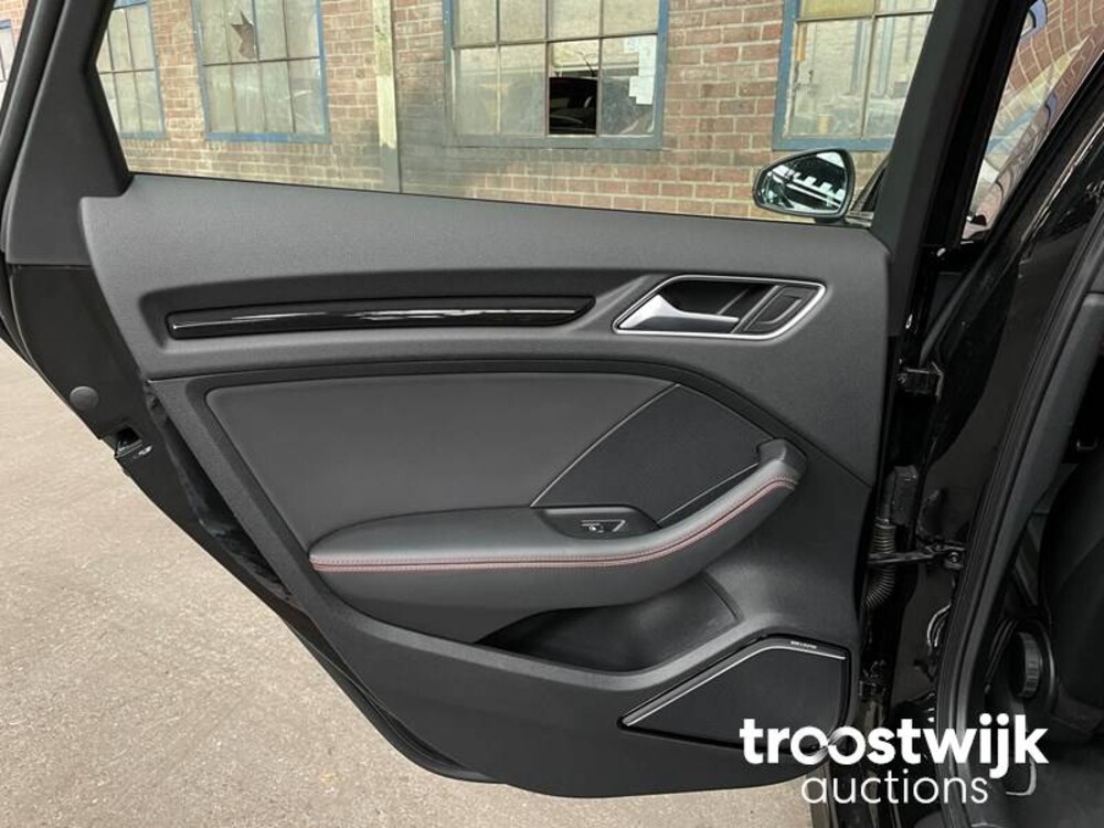 Audi S3 Sportback 2.0 TFSI Quattro Pro Line Plus FACELIFT 301PS 2013, 9-XSG-68