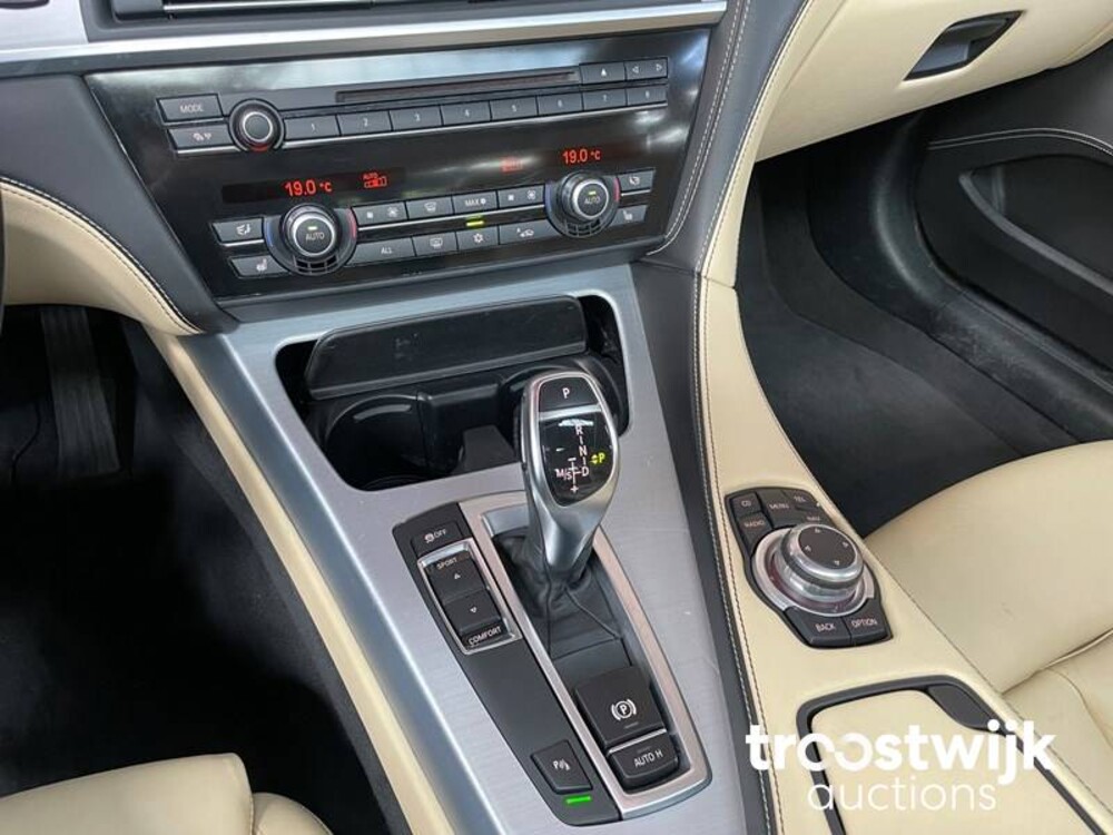 BMW 640i 3.0 L6 6er Serie 235PS 2012