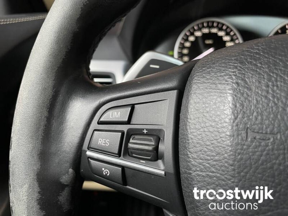 BMW 640i 3.0 L6 6er Serie 235PS 2012