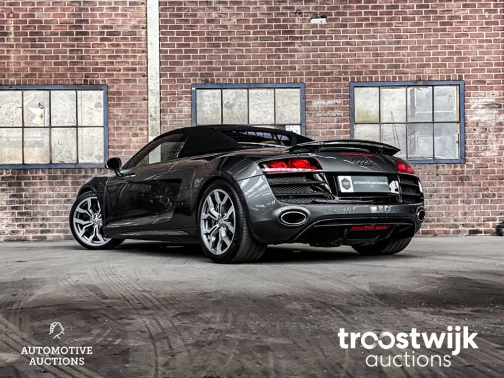 Audi R8 Spyder 5.2 V10 FSI FACELIFT Audi-Exclusive 525PS 2011 Cabriolet, 1-KXH-50