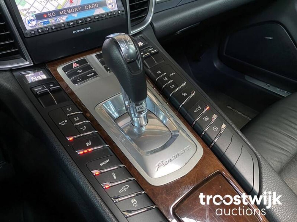 Porsche Panamera S 4.8 V8 400PS 2009