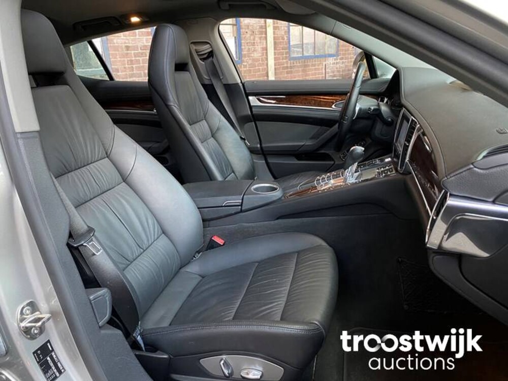 Porsche Panamera S 4.8 V8 400PS 2009