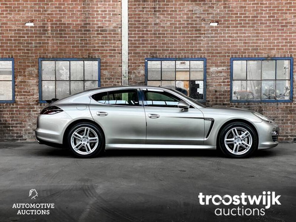 Porsche Panamera S 4.8 V8 400PS 2009
