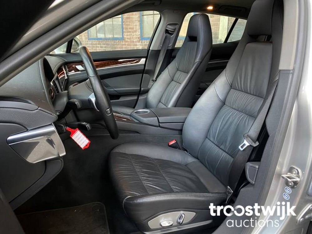 Porsche Panamera S 4.8 V8 400PS 2009