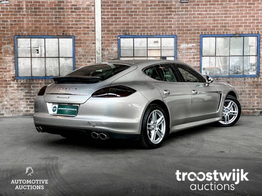 Porsche Panamera S 4.8 V8 400PS 2009