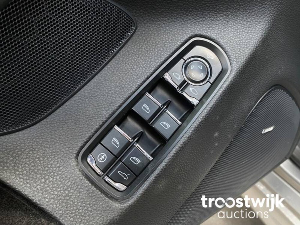 Porsche Panamera S 4.8 V8 400PS 2009