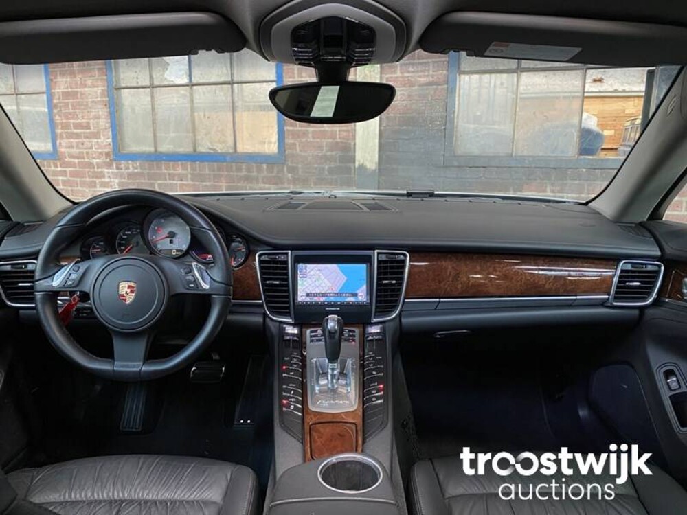 Porsche Panamera S 4.8 V8 400PS 2009