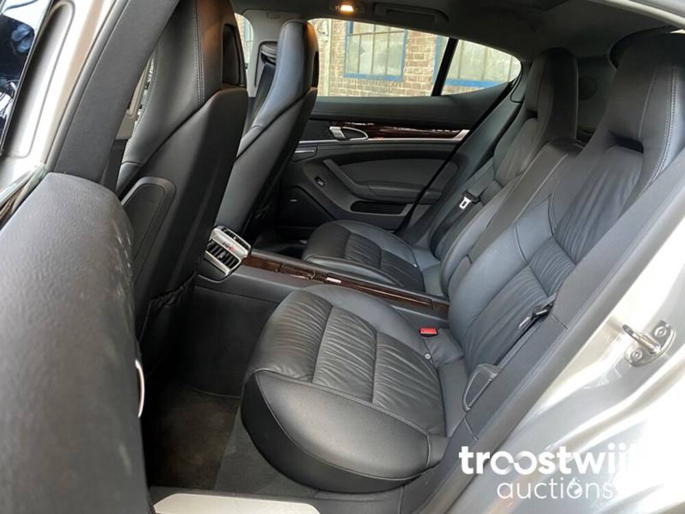 Porsche Panamera S 4.8 V8 400PS 2009