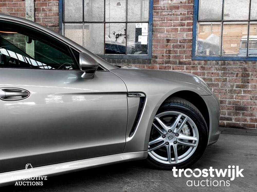 Porsche Panamera S 4.8 V8 400PS 2009