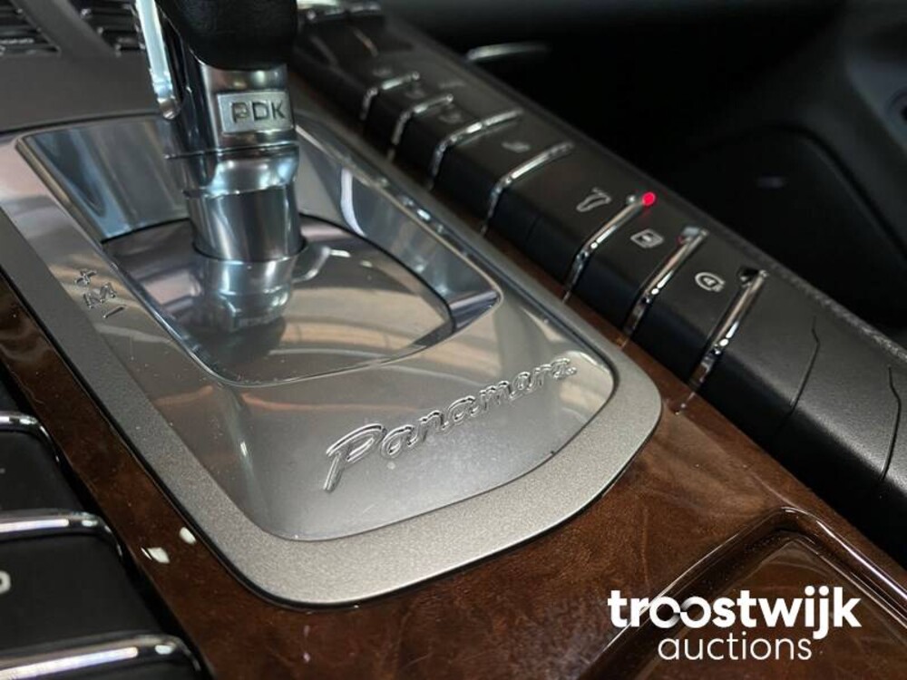 Porsche Panamera S 4.8 V8 400PS 2009