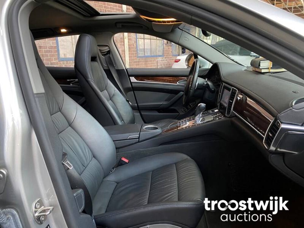 Porsche Panamera S 4.8 V8 400PS 2009