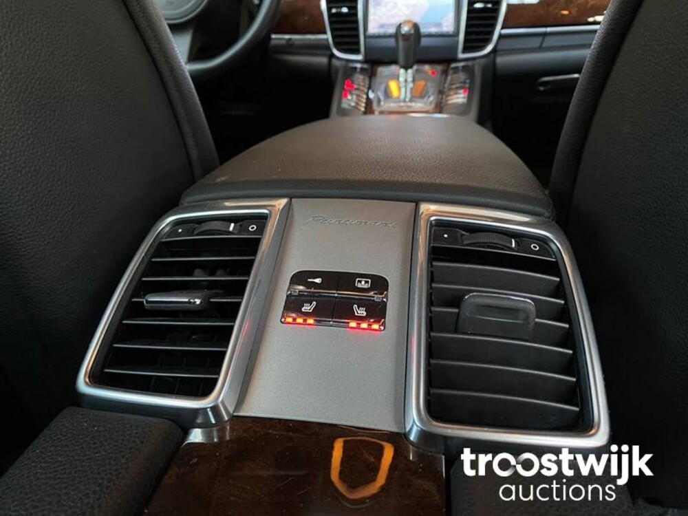Porsche Panamera S 4.8 V8 400PS 2009