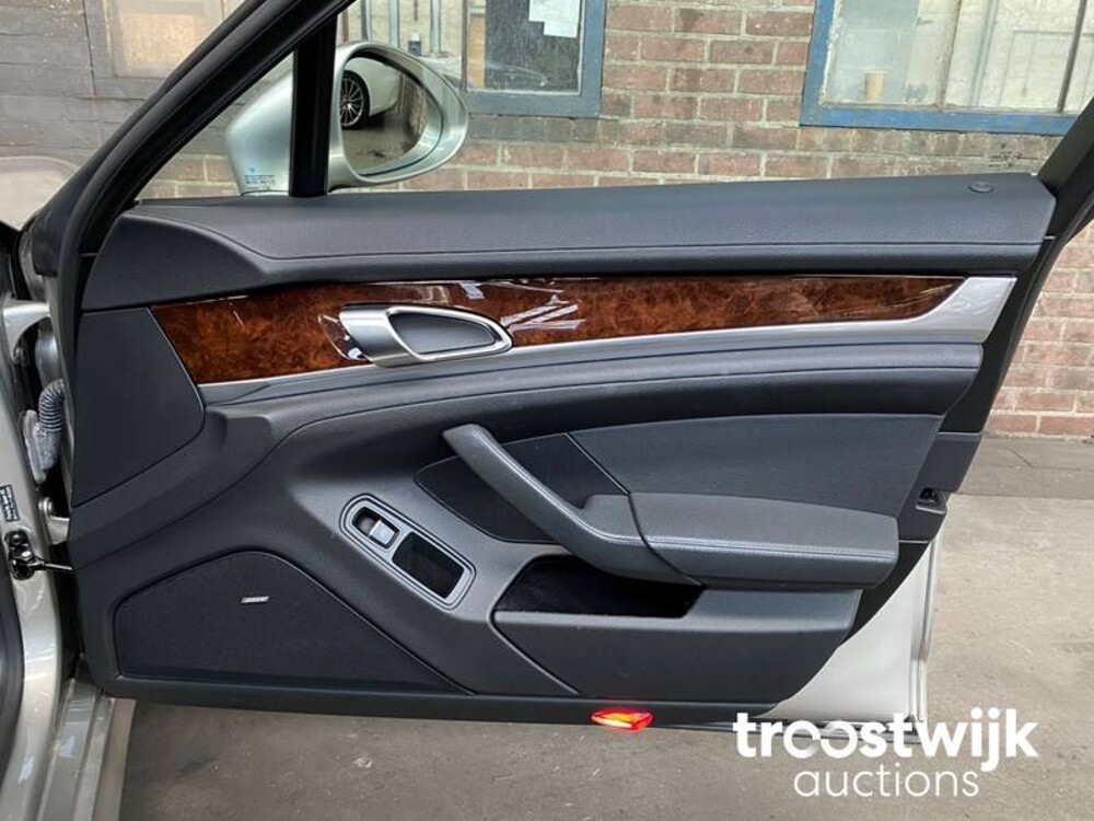 Porsche Panamera S 4.8 V8 400PS 2009