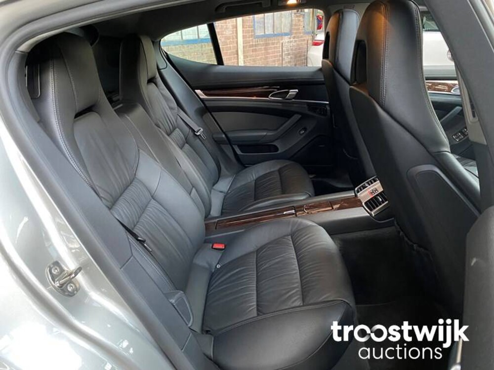 Porsche Panamera S 4.8 V8 400PS 2009