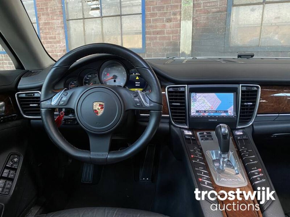 Porsche Panamera S 4.8 V8 400PS 2009