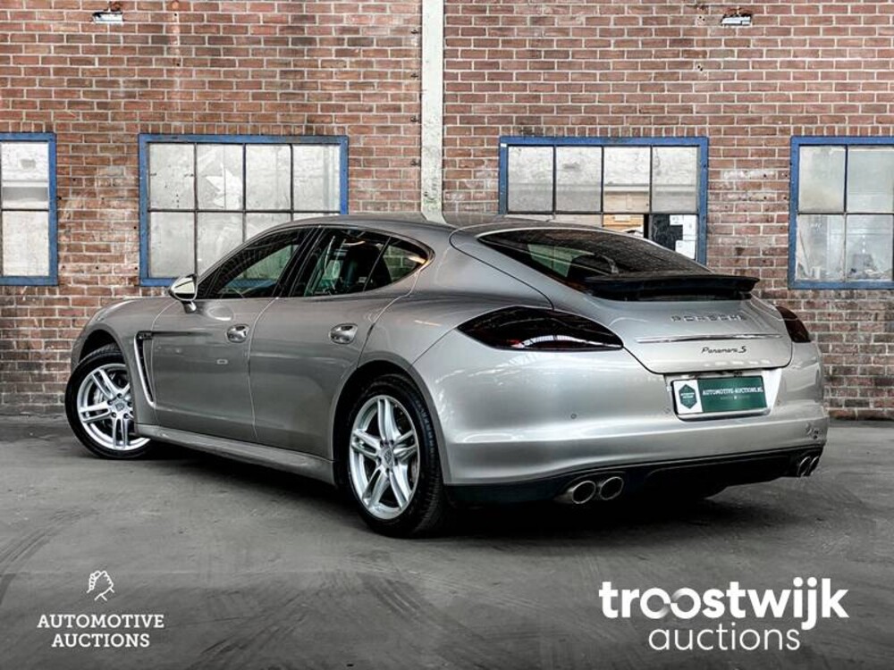 Porsche Panamera S 4.8 V8 400PS 2009