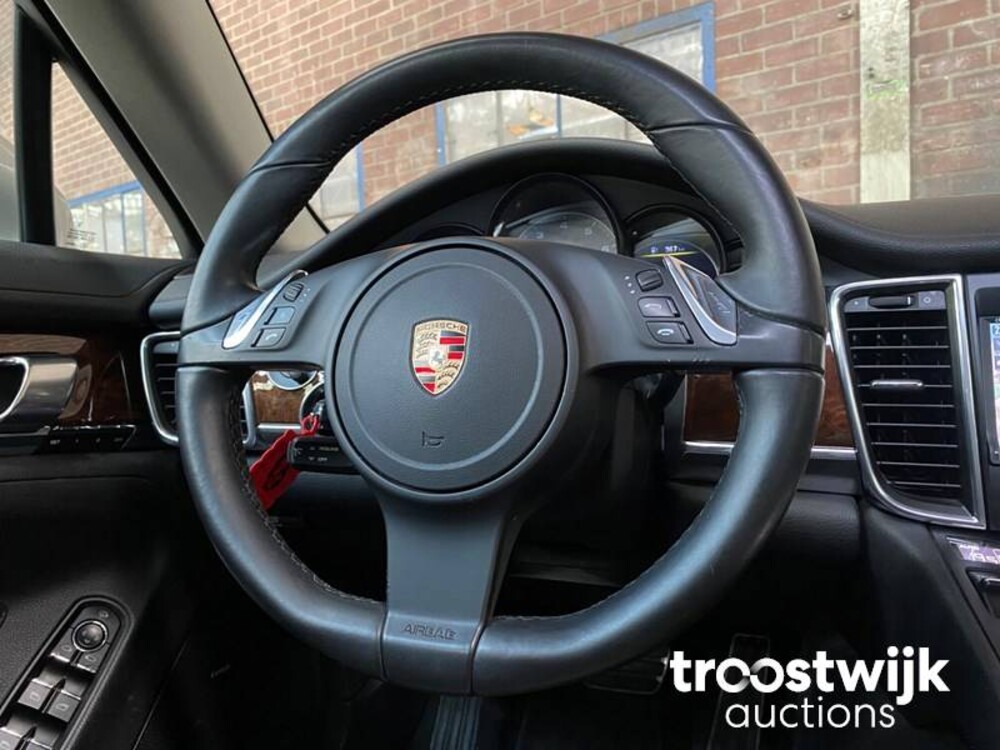 Porsche Panamera S 4.8 V8 400PS 2009