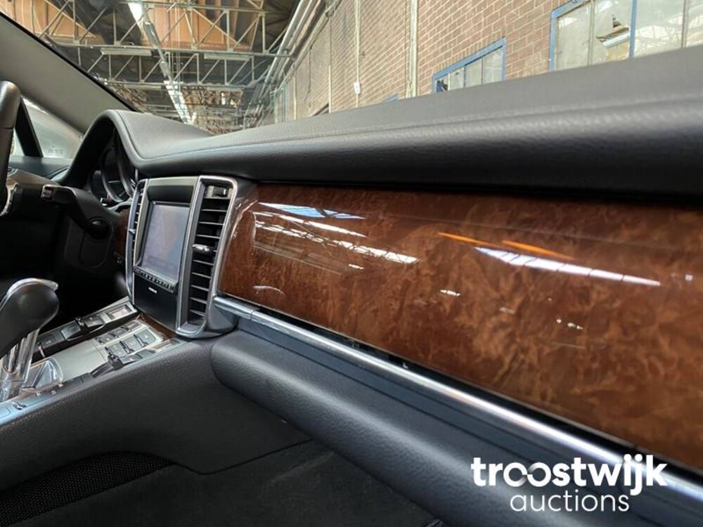Porsche Panamera S 4.8 V8 400PS 2009