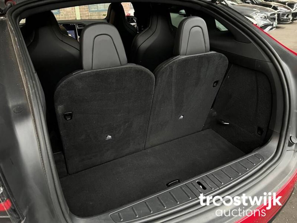 Tesla Model X 100D 6p. 417pk 2017 -Orig. NL-, PB-915-K