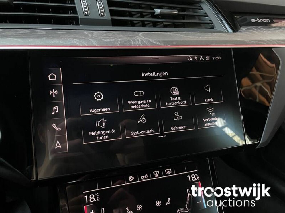 Audi e-tron 55 Sport Quattro Advanced Pro Line Plus 95 kWh 2018, K-877-TV