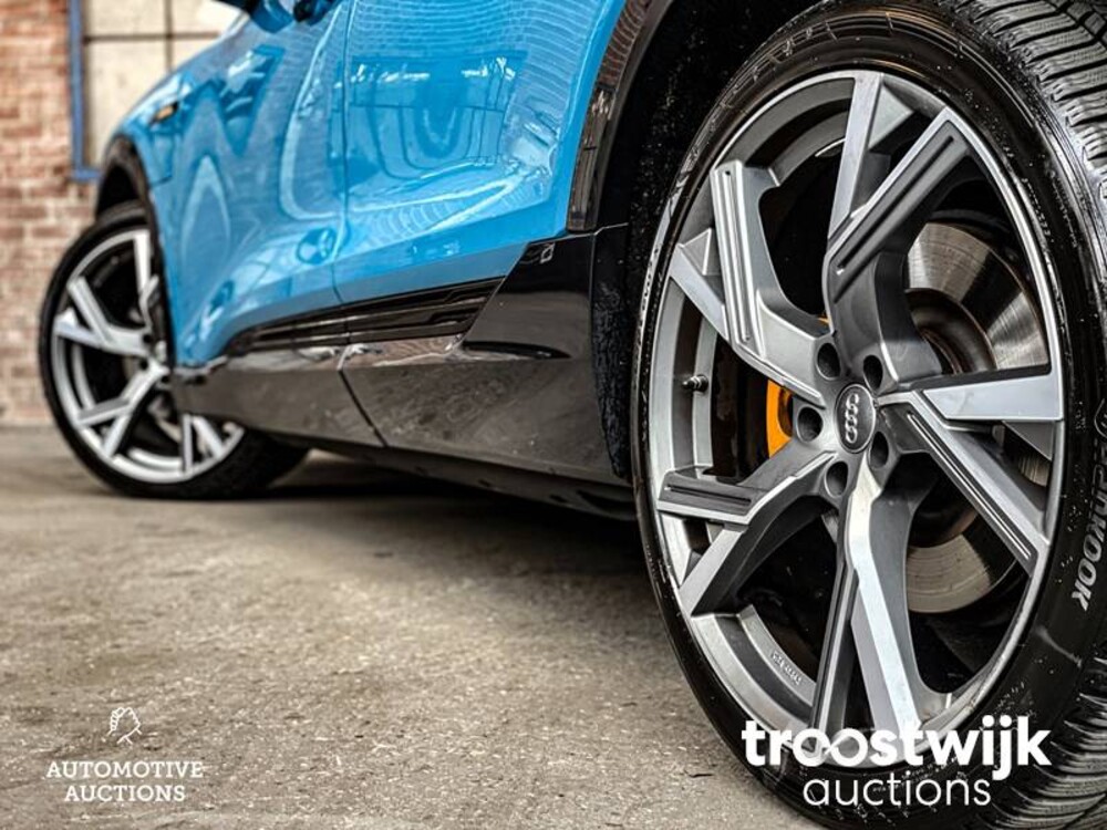 Audi e-tron 55 Sport Quattro Advanced Pro Line Plus 95 kWh 2018, K-877-TV