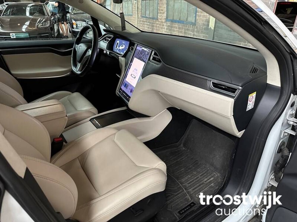 Tesla Model X 100D 7p. 417pk 2018 -Orig. NL-, SP-136-P