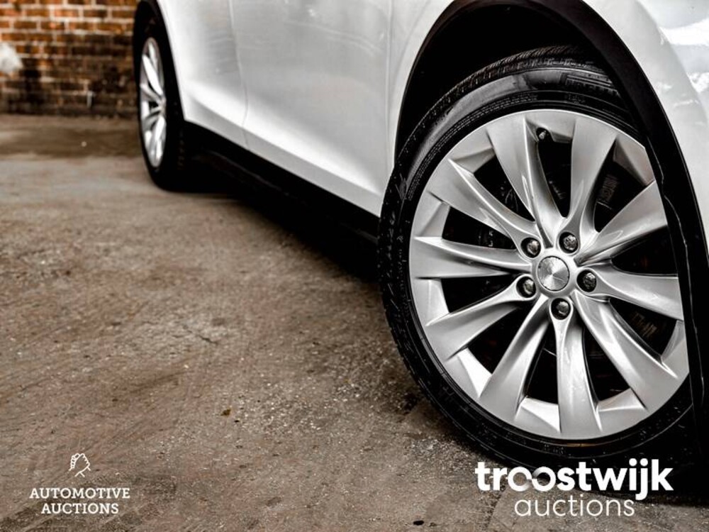 Tesla Model X 100D 7p. 417pk 2018 -Orig. NL-, SP-136-P