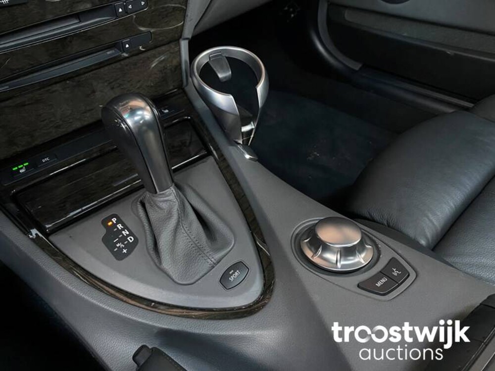 BMW 645Ci E63 4.4 333pk 2005 -Youngtimer-