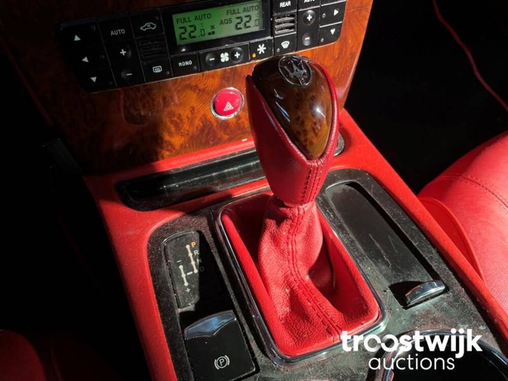 Maserati Quattroporte S 4.7 V8 430pk 2008