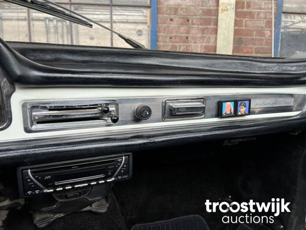 Peugeot 404 Cabriolet  72hp 1969