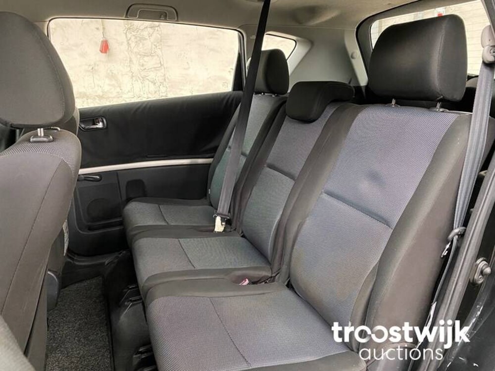 Toyota Verso VVT-i Terra 1.6 110pk 2008 -Orig. NL-, 77-GPP-4