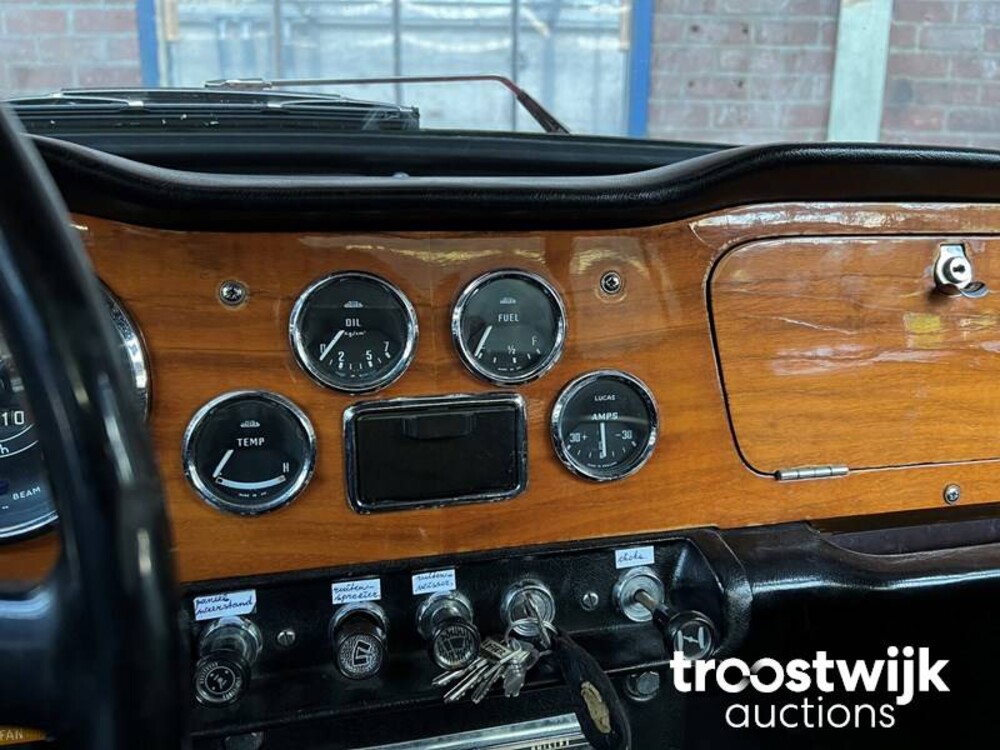 Triumph TR 4 A 2.1A Cabriolet -Org.NL- 1966, 49-21-BX