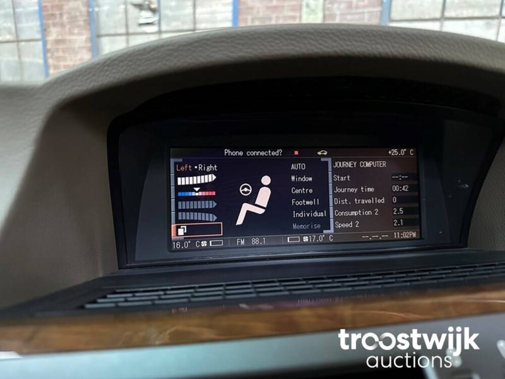 BMW 745i Executive E65 4.4 V8 333pk 2003 -Youngtimer-