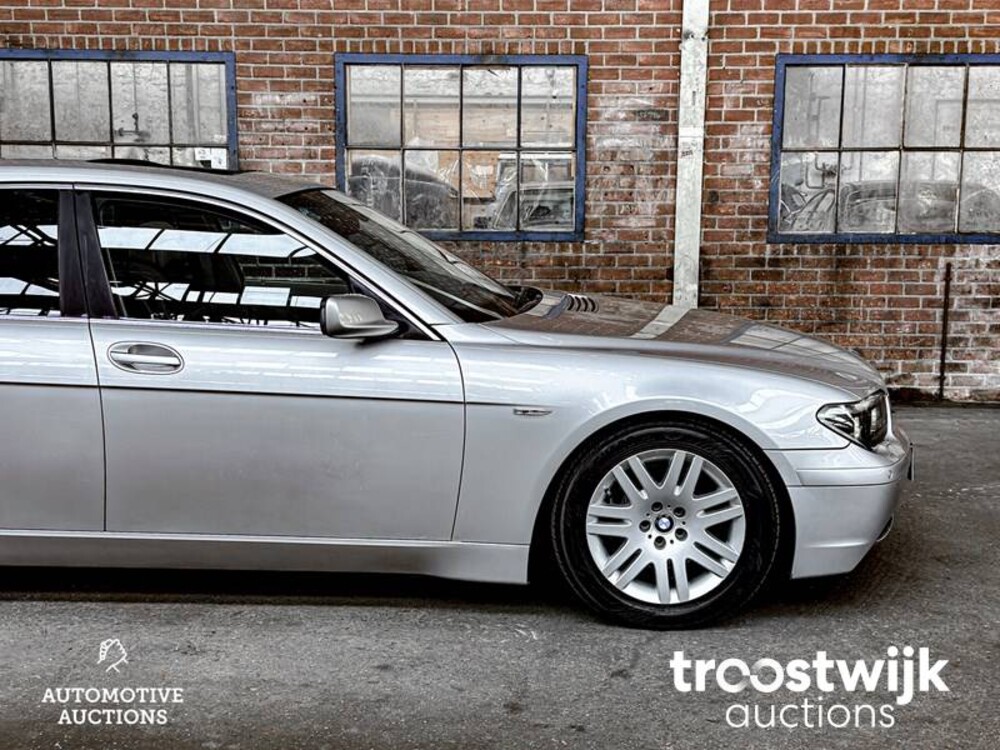 BMW 745i Executive E65 4.4 V8 333pk 2003 -Youngtimer-