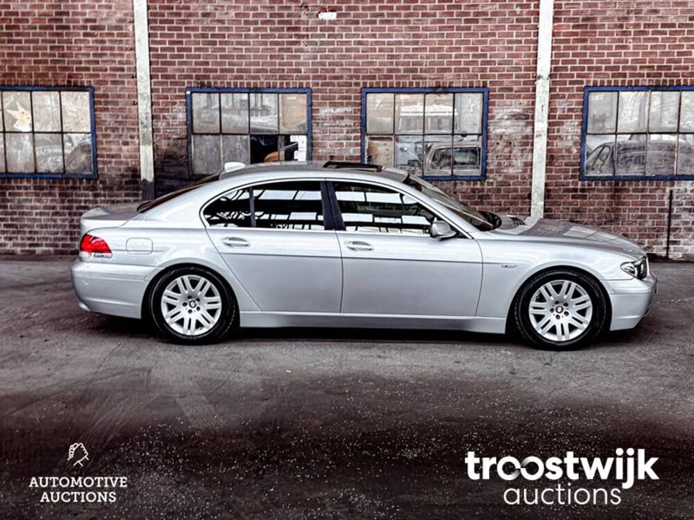 BMW 745i Executive E65 4.4 V8 333pk 2003 -Youngtimer-