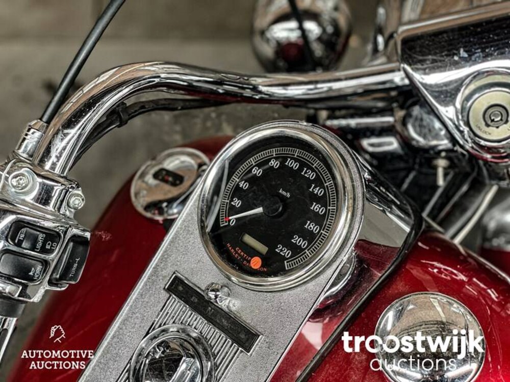 Harley-Davidson FLHR Cruiser 1449cc 72hp 1999 Motorcycle