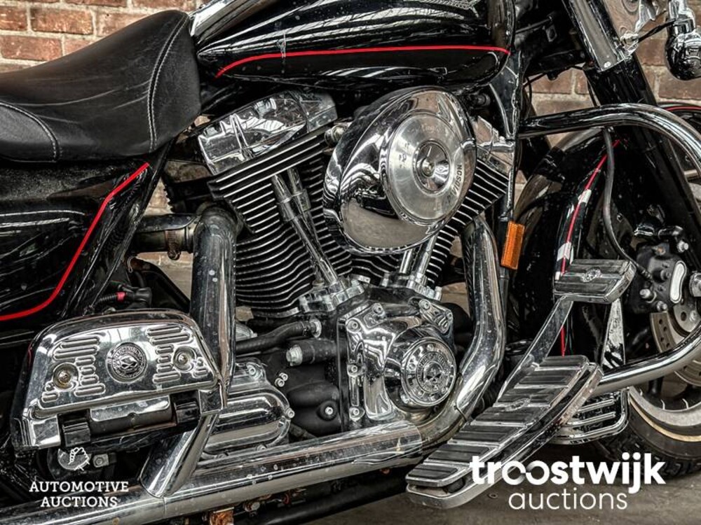 Harley-Davidson Road King FLHR Cruiser 1450cc 67pk 2004 Motorfiets 